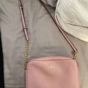 Michael Kors Bags - Michael kors crossbody purse Michael Kors Bags - Michael kors crossbody purse